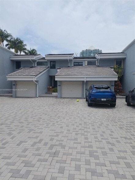 Building Photo - 255 Poinciana Island Dr Rental