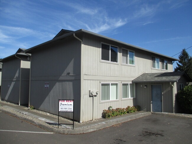 Building Photo - Cozy One Bedroom Apartment in the Heart of South Salem Unit 113D