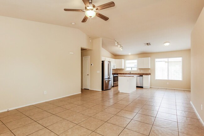 11026 W Wilshire Dr