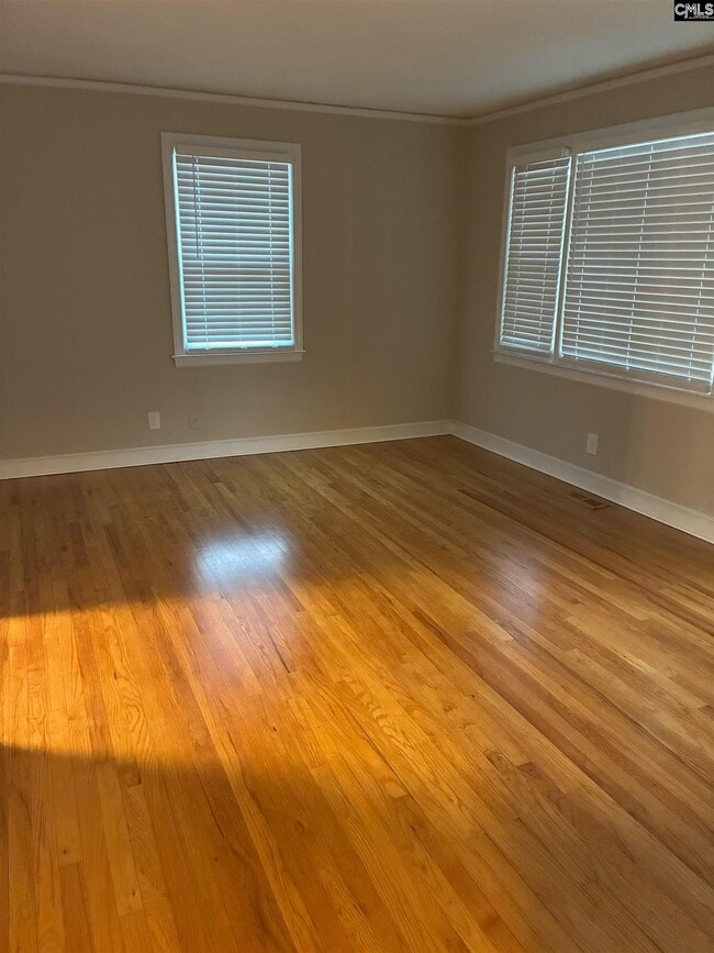 Photo - 617 Holland Cir