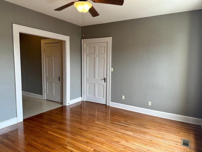 Photo - 12 N Main St Unit Apartment 2