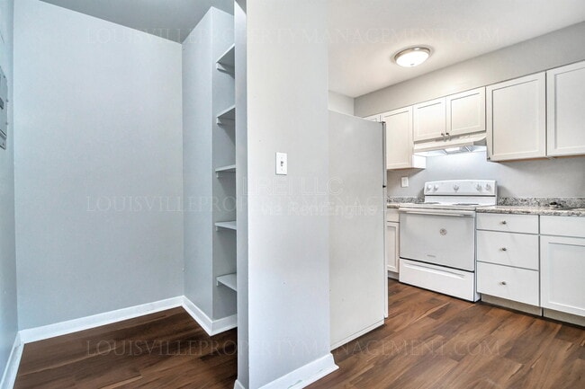 Photo - 2425 Lindsay Ave Unit 1