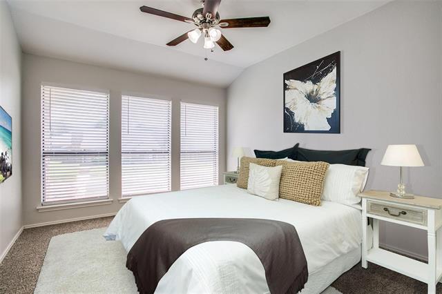 Photo - 2809 Meadow Park Dr