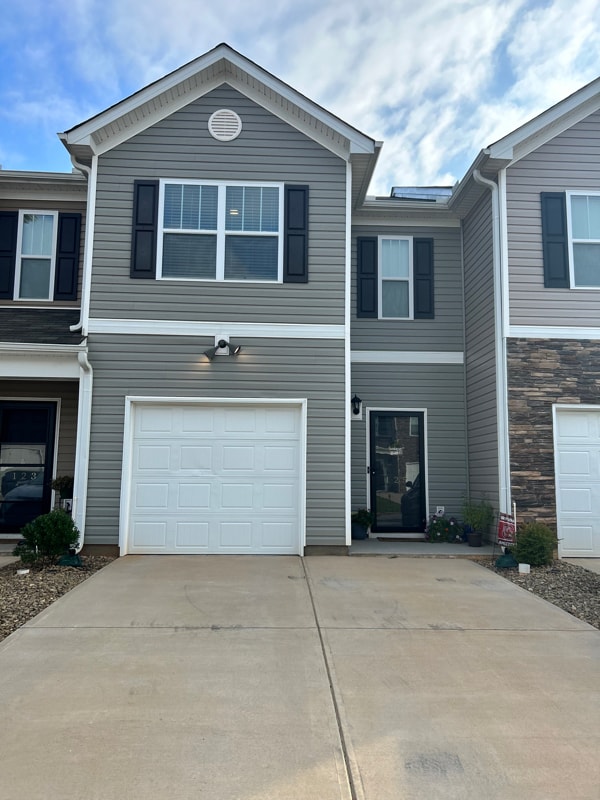 Building Photo - 125 Sunriff CT Rental