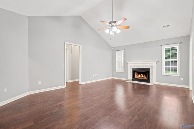 Photo - 2524 Clovis Rd SW