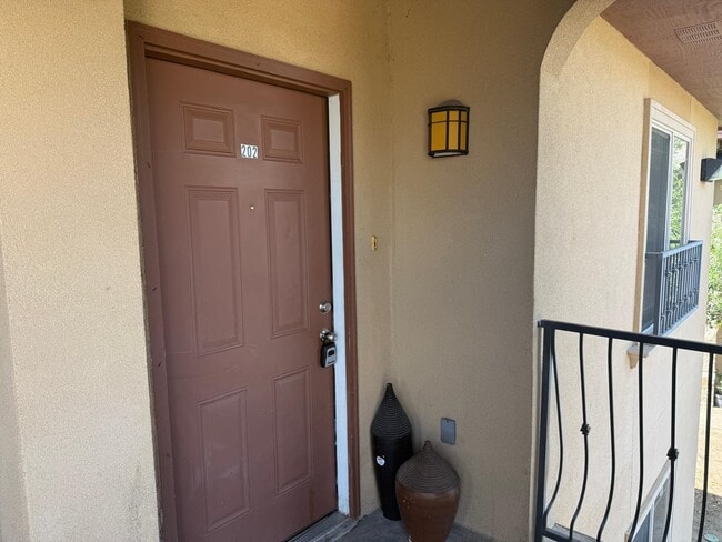 Building Photo - 9805 Sterling Loop Unit 202