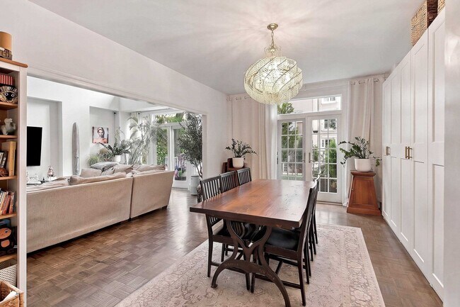 208 Shearwater Ct W Unit 13