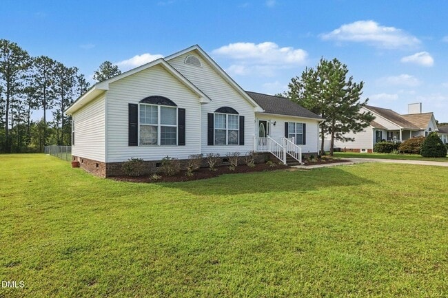 Photo - 148 Clearwater Dr