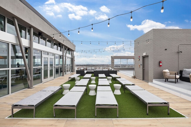 Photo - Hague Towers