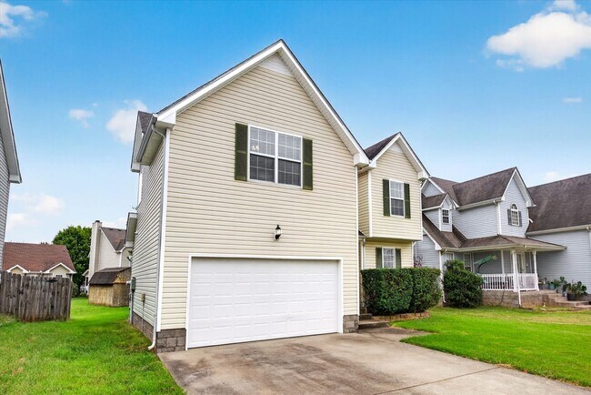 3769 Nadia Ct