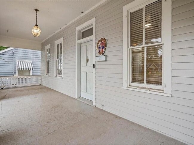 Photo - 1151 Caroline Ave