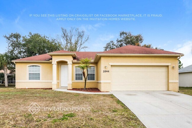 Building Photo - 2844 Wells Ave