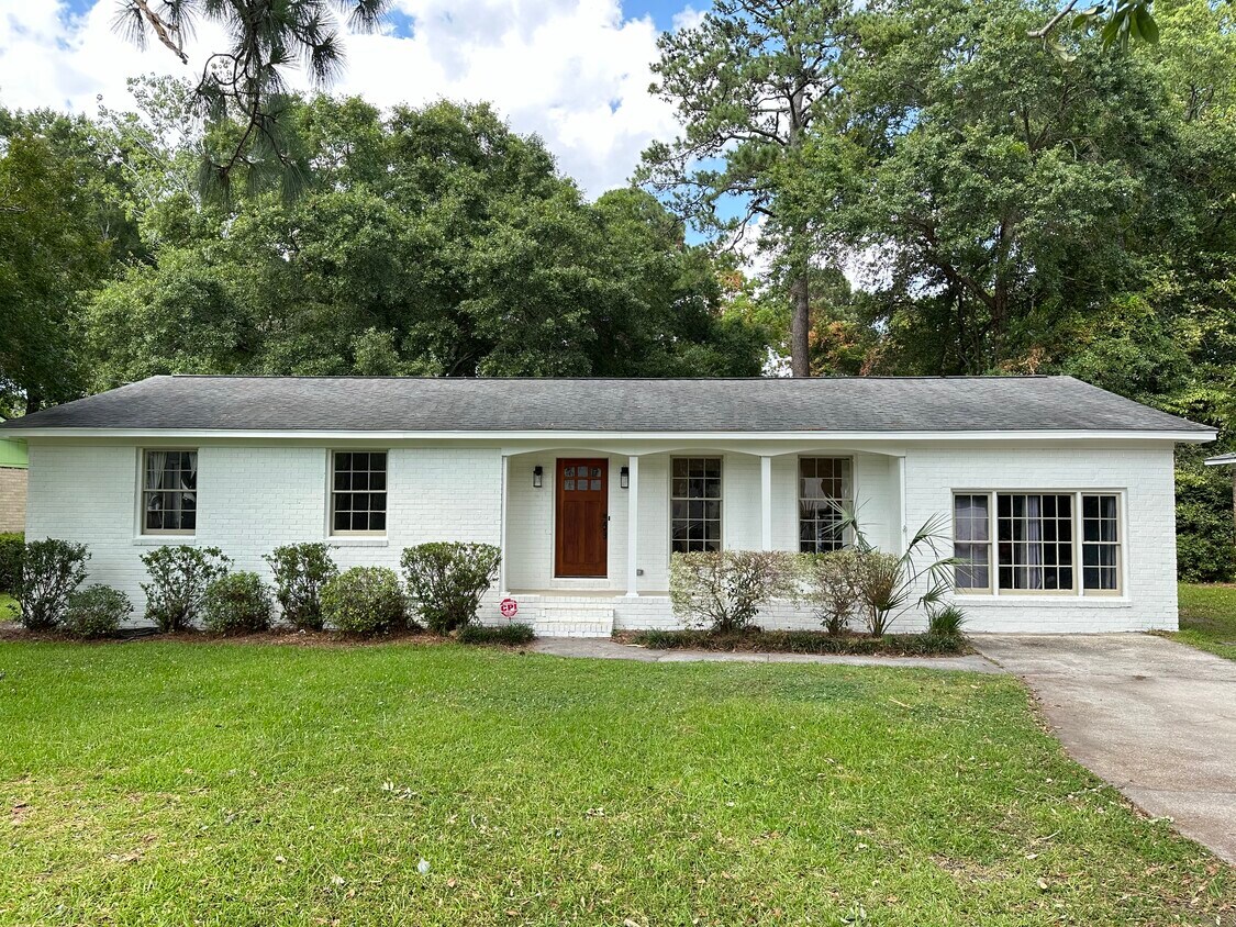 Photo - 1350 Pocahontas St (Mount Pleasant, SC)