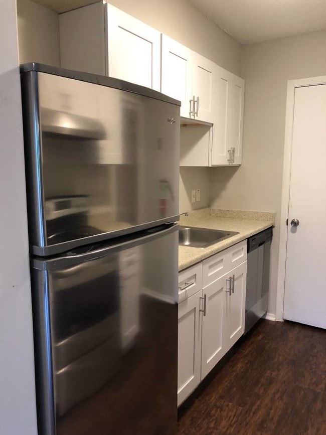 Manor House Apartments