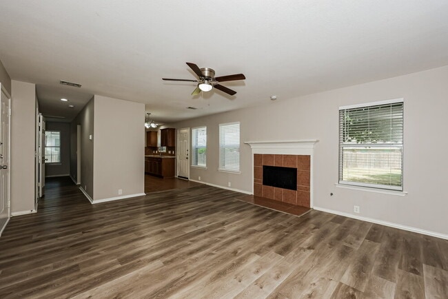 Photo - 1006 Zachary Dr