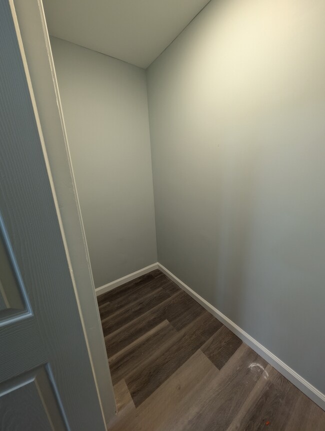 Photo - 27 W Notre Dame St Unit 1st Floor Front Apt