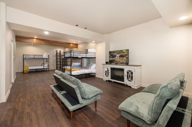 Photo - 4705 Spring Valley Rd Unidad ID1263270P