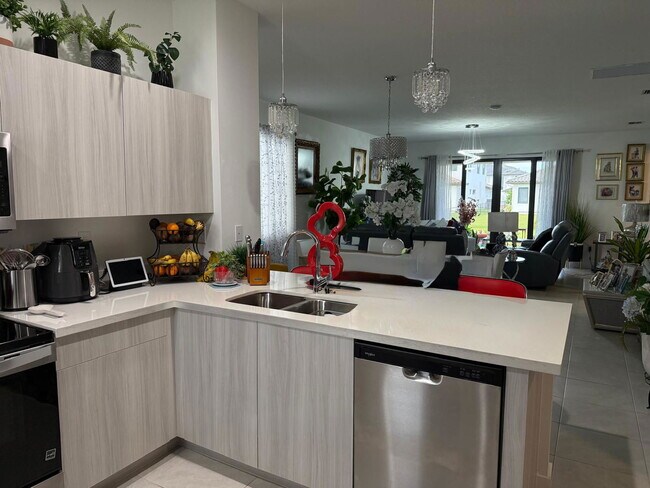 Photo - 5227 Nevola Ave