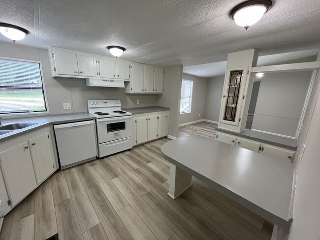 Photo - Grove Point Mobile Homes