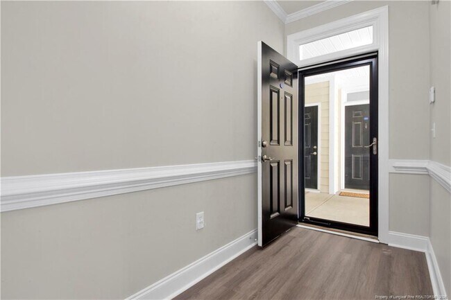 Photo - 1908 Harcourt Cir