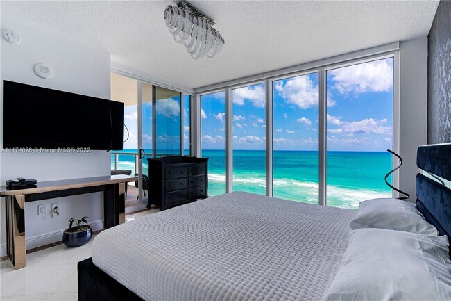 Photo - 16699 Collins Ave