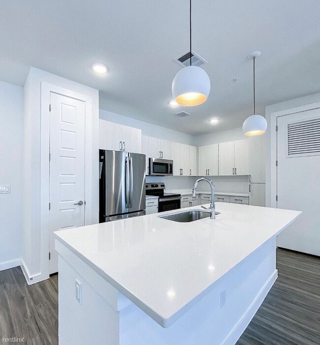 Photo - 2 br, 2 bath Condo - 3901 Shell Rd  2 Bath