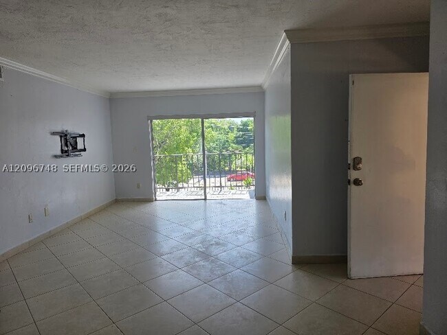 5505 NW 7th St Unidad W315