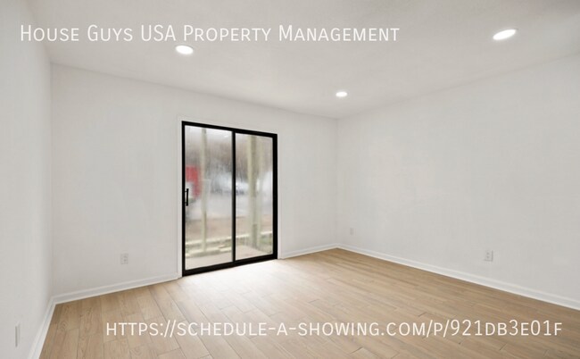 Photo - 9715 E 35th Terrace S