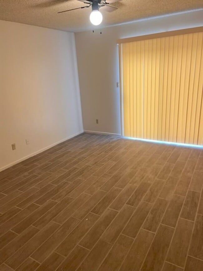 Photo - Very nice 2 bed 2 bath water paid Unit Grimes