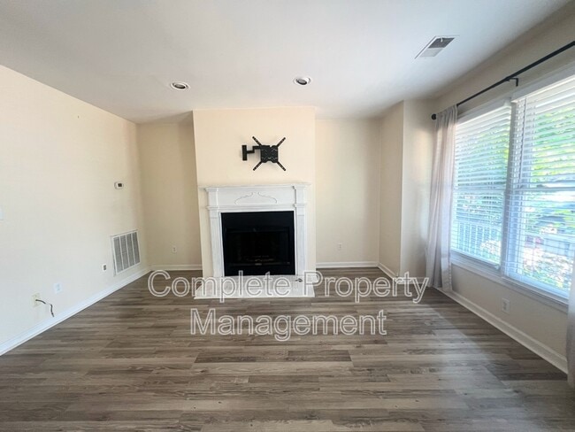 Photo - 1521 16th St S