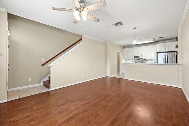 Photo - 1708 Dennis St