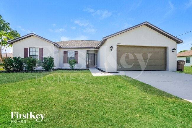 Photo - 2203 SW 11th Ct