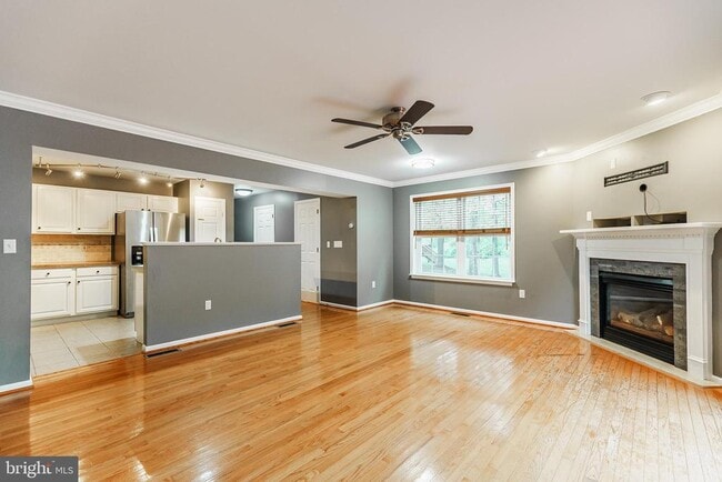 Building Photo - 151 Vernon Ct