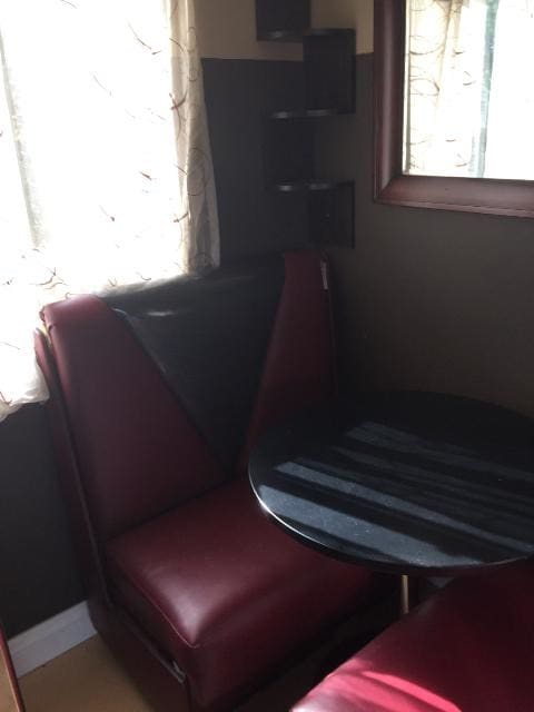 dining - 1108 S La Peer Dr