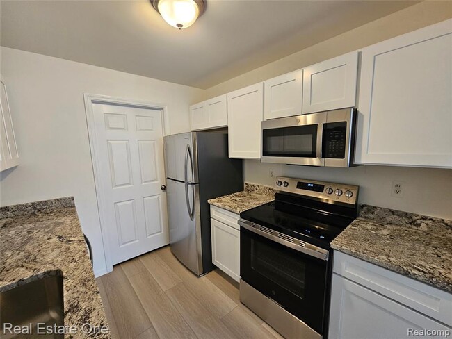 Photo - 56401 Scotland Blvd