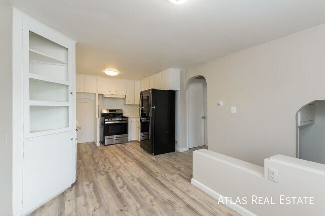 Photo - 1231 Lafayette St Unit 3