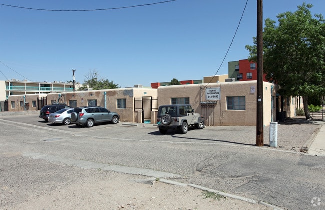 1516 - 1522 Tijeras Ave NE