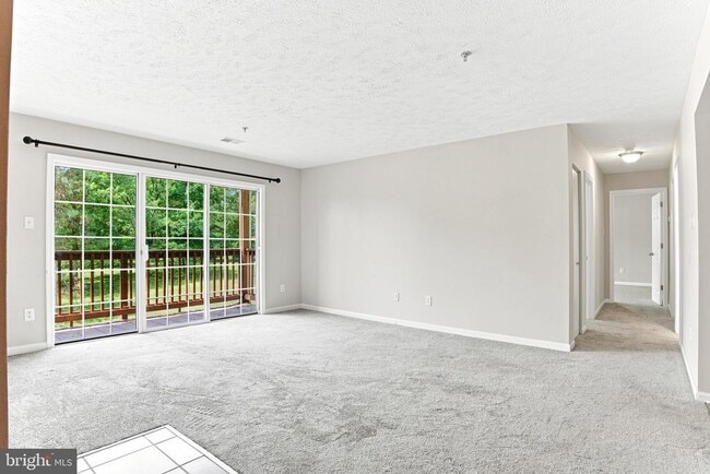 Photo - 127 Brookland Terrace Unit 8