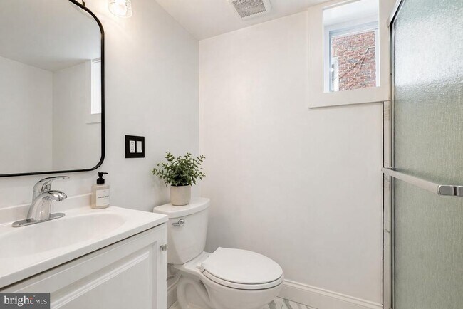 Photo - 5309 Chesapeake Rd