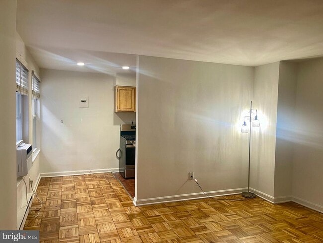 Building Photo - 2523 13th St NW Unit 103