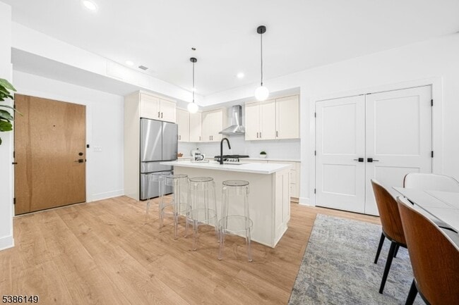 Photo - 20 Encampment Court