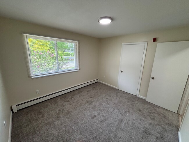 Photo - Tower Hill Landings