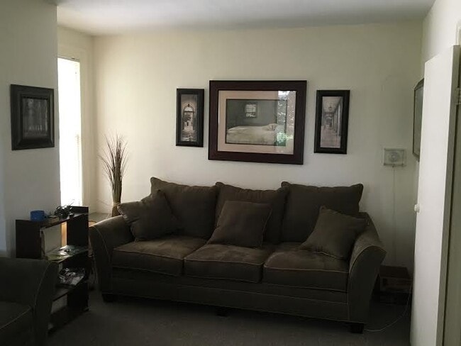 Photo - 112 Highland Pl