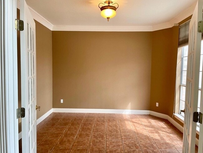 Photo - 8028 Bottlebrush Dr