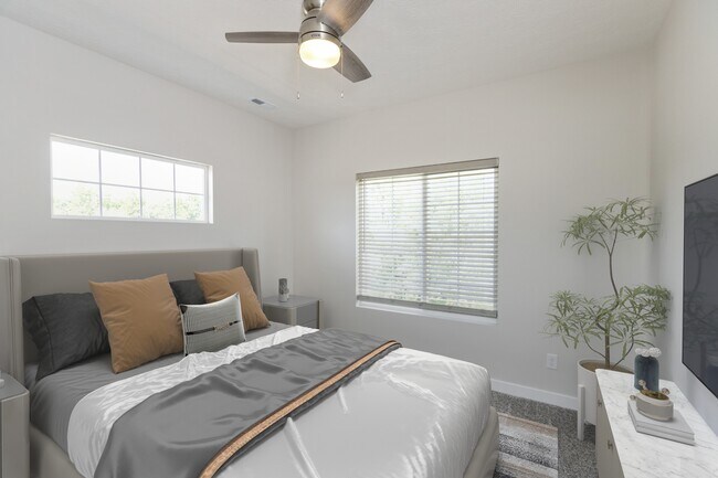 Photo - 225 N Hamilton Ave