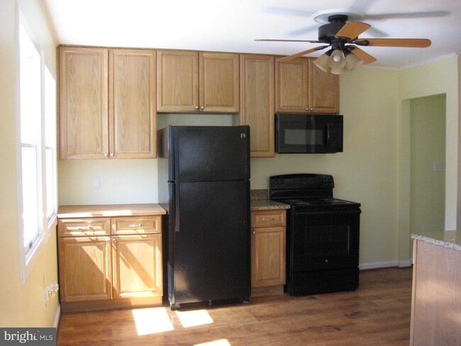 Photo - 1594 N Harbor Dr