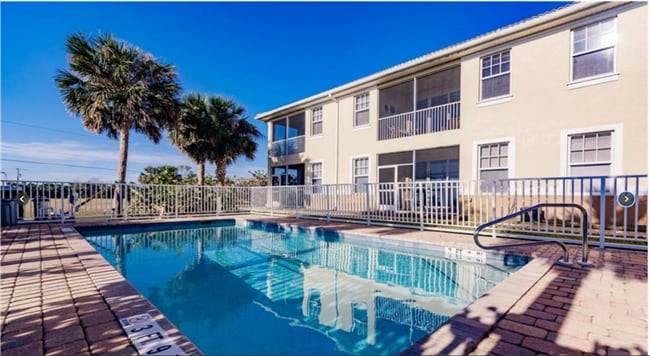 Building Photo - Furnished 3 Bedroom 2 Bath with Garage Pun...