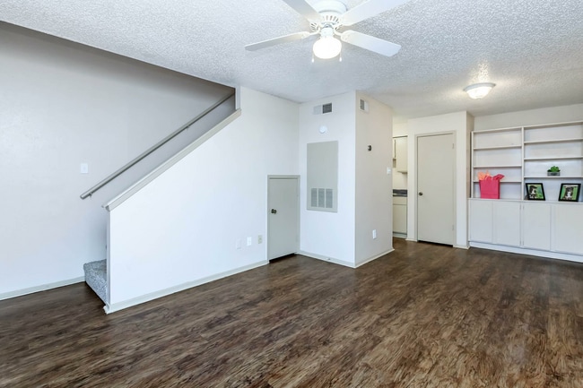 Photo - Wood Trail Apartments