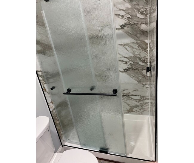 Photo - 823 N Woodington Rd