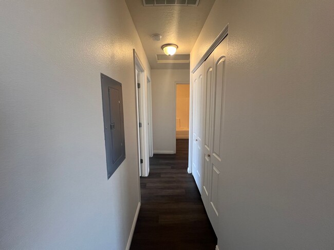 Photo - 3 bed 2 bath - Twin Home - Pets considered